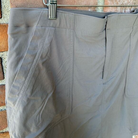 Eddie Bauer Horizon High Rise Skort - Picture 4 of 6